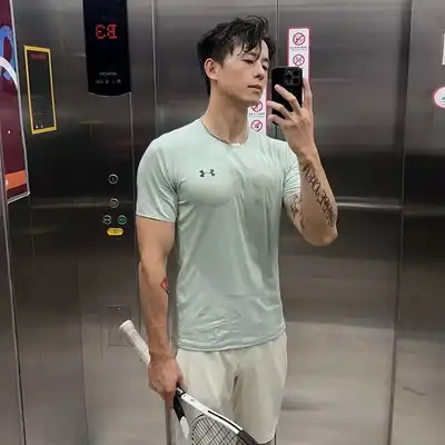 李鑫